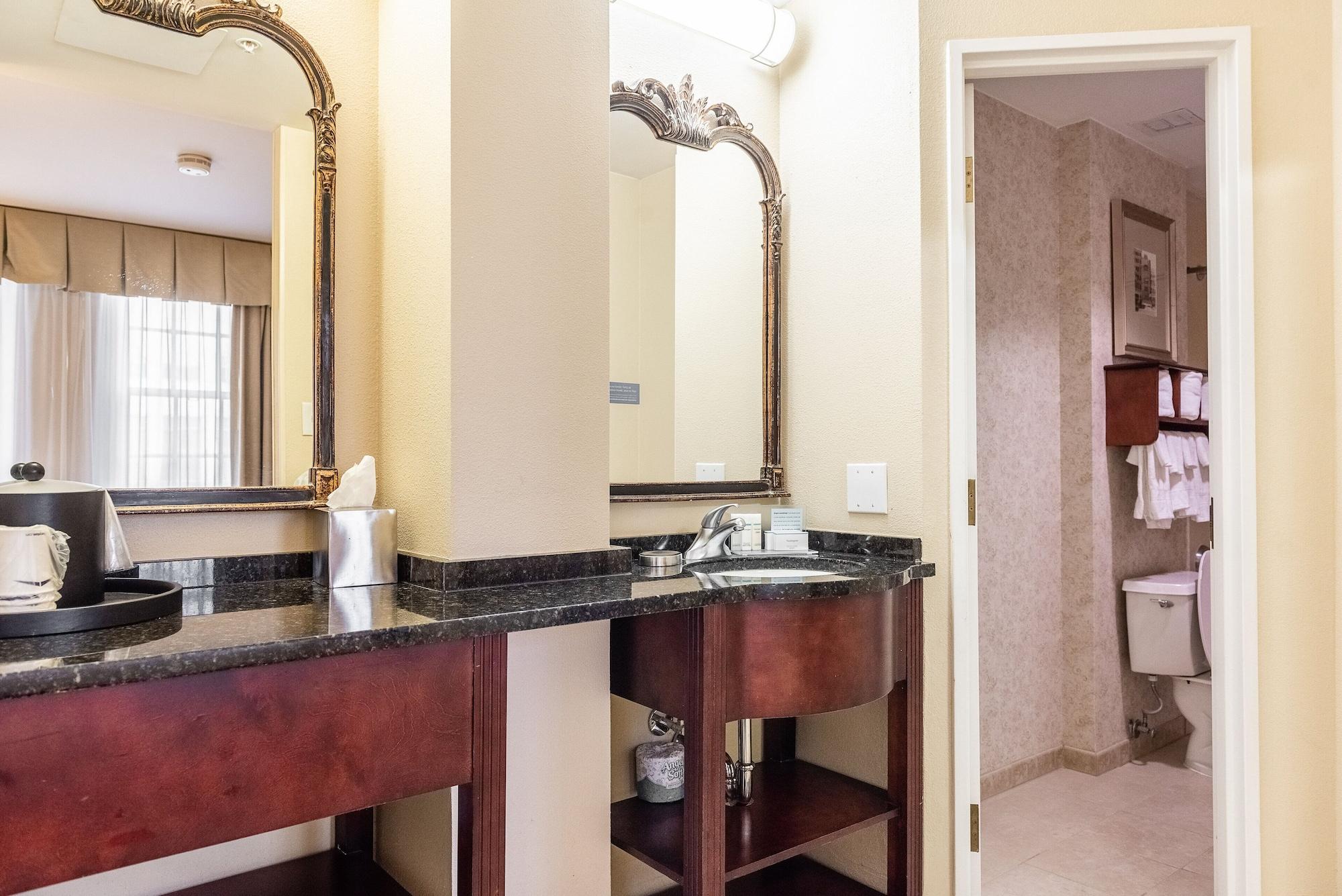 Hampton Inn & Suites Birmingham-Downtown-Tutwiler Ngoại thất bức ảnh