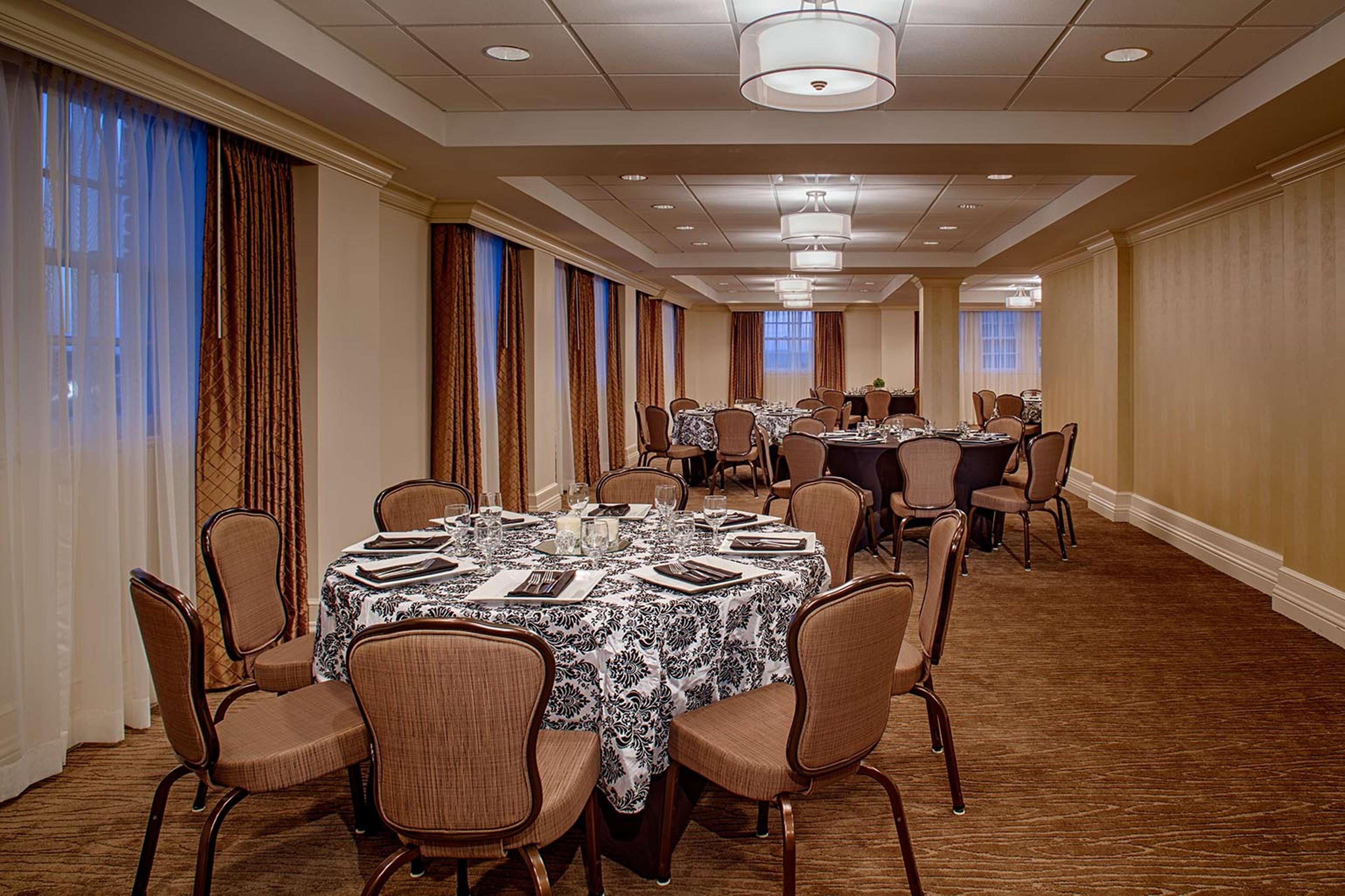 Hampton Inn & Suites Birmingham-Downtown-Tutwiler Ngoại thất bức ảnh
