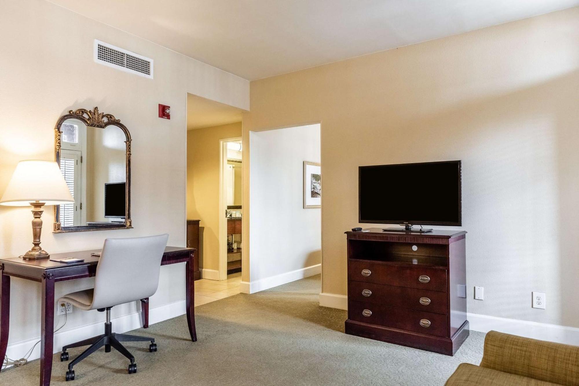 Hampton Inn & Suites Birmingham-Downtown-Tutwiler Ngoại thất bức ảnh