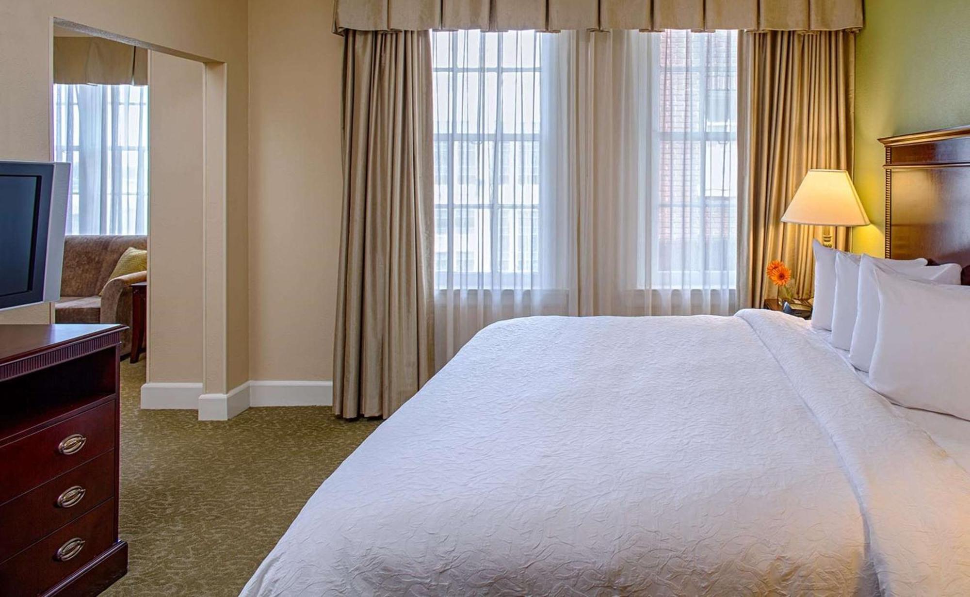 Hampton Inn & Suites Birmingham-Downtown-Tutwiler Ngoại thất bức ảnh